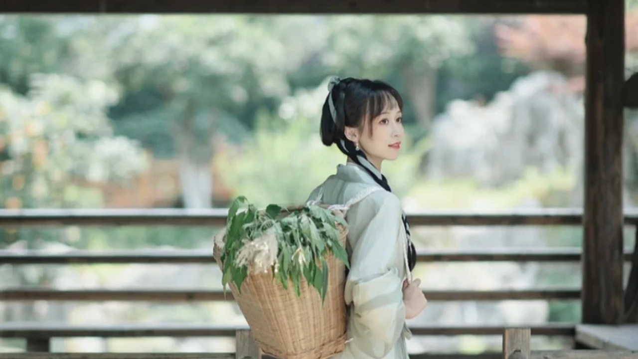 穿成三岁小奶包，全家旺疯了