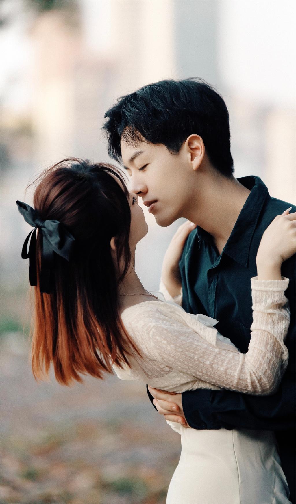 娘娘太得宠了怎么办